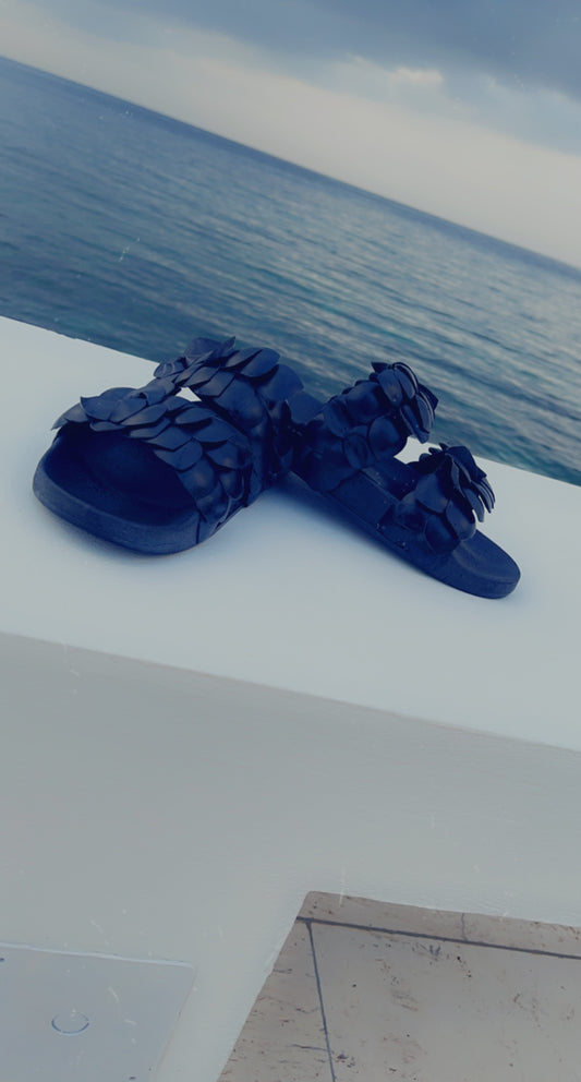 Val Flower Slides (black)